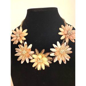 Vintage Gold/Cream Plastic Bead Daisy Flower Rhinestones Necklace